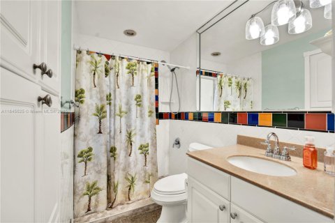 House in Pompano Beach, Florida 3 bedrooms, 88.16 sq.m. № 1857020 - photo 12