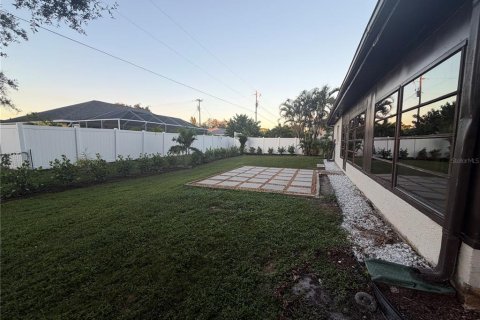 Villa ou maison à louer à Venice, Floride: 2 chambres, 99.78 m2 № 2424383 - photo 25