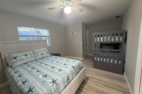 Villa ou maison à louer à Venice, Floride: 2 chambres, 99.78 m2 № 2424383 - photo 16