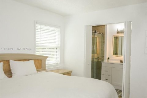 Купить кондоминиум в Форт Майерс, Флорида 1 спальня, № 2053695 - фото 8