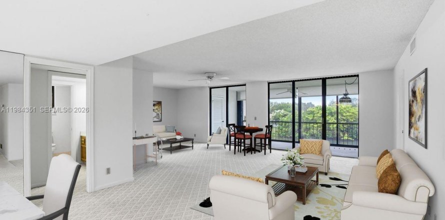 Condo in Palm Beach Gardens, Florida, 2 bedrooms  № 2045660