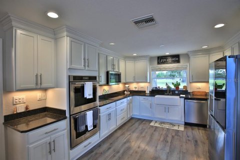 Casa en venta en Ocklawaha, Florida, 4 dormitorios, 381.74 m2 № 1794992 - foto 5