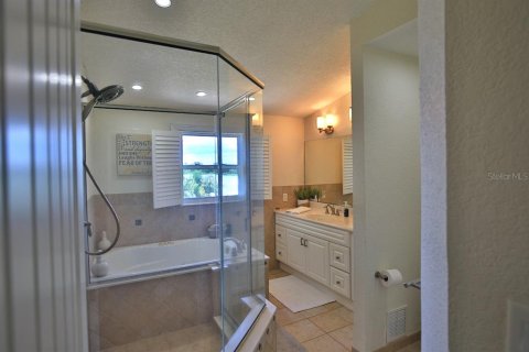 Casa en venta en Ocklawaha, Florida, 4 dormitorios, 381.74 m2 № 1794992 - foto 13