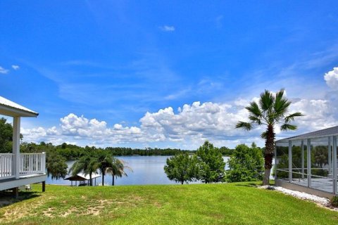 Casa en venta en Ocklawaha, Florida, 4 dormitorios, 381.74 m2 № 1794992 - foto 17