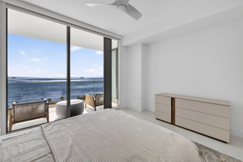 Condo in Fort Lauderdale, Florida, 2 bedrooms  № 2253716 - photo 28