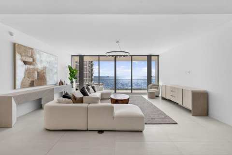 Condo in Fort Lauderdale, Florida, 2 bedrooms  № 2253716 - photo 7