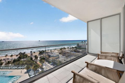 Condo in Fort Lauderdale, Florida, 2 bedrooms  № 2253716 - photo 17