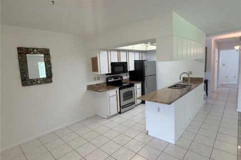Copropriété à louer à Wesley Chapel, Floride: 2 chambres, 113.43 m2 № 2405344 - photo 18