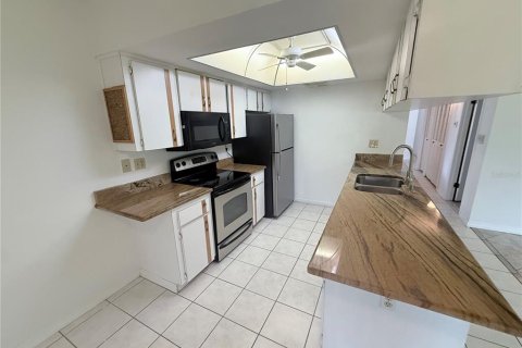 Copropriété à louer à Wesley Chapel, Floride: 2 chambres, 113.43 m2 № 2405344 - photo 20