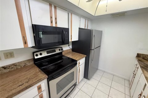 Copropriété à louer à Wesley Chapel, Floride: 2 chambres, 113.43 m2 № 2405344 - photo 21