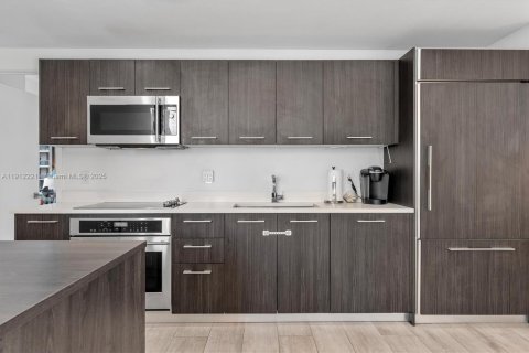 Copropriété à vendre à Miami, Floride: 2 chambres, 85.84 m2 № 1969079 - photo 11