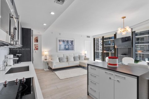 Copropriété à vendre à Miami, Floride: 2 chambres, 85.84 m2 № 1969079 - photo 8