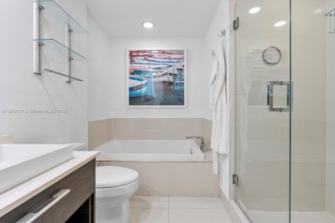 Copropriété à vendre à Miami, Floride: 2 chambres, 85.84 m2 № 1969079 - photo 17