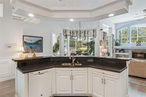 Villa ou maison à vendre à Lake Mary, Floride: 4 chambres, 253.07 m2 № 2152010 - photo 15