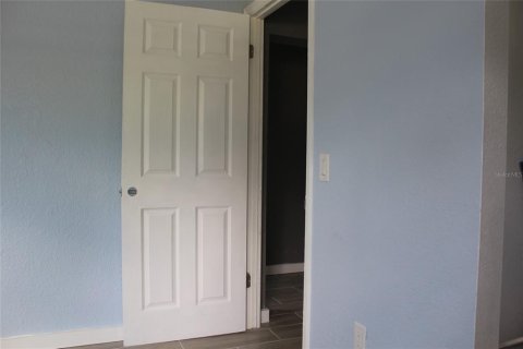 House in Largo, Florida 3 bedrooms, 94.02 sq.m. № 1870776 - photo 23