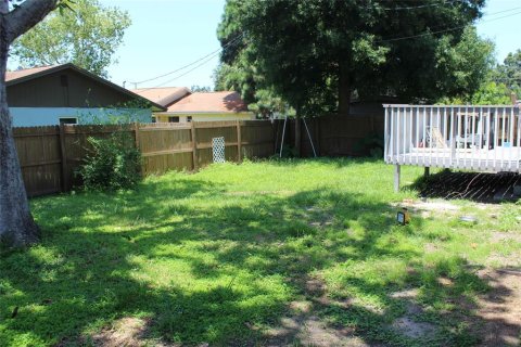 House in Largo, Florida 3 bedrooms, 94.02 sq.m. № 1870776 - photo 5