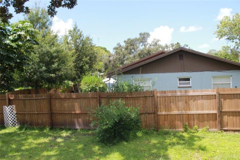House in Largo, Florida 3 bedrooms, 94.02 sq.m. № 1870776 - photo 13