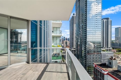 Condo in Miami, Florida, 1 bedroom № 2076324 - photo 15