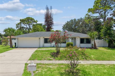 House in Orlando, Florida 4 bedrooms, 173.17 sq.m. № 2227124