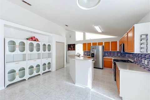 Villa ou maison à vendre à Orlando, Floride: 4 chambres, 179.12 m2 № 2339200 - photo 15
