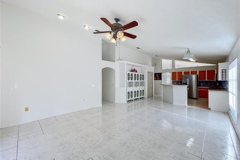 Villa ou maison à vendre à Orlando, Floride: 4 chambres, 179.12 m2 № 2339200 - photo 19