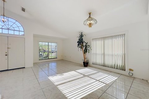 Villa ou maison à vendre à Orlando, Floride: 4 chambres, 179.12 m2 № 2339200 - photo 6