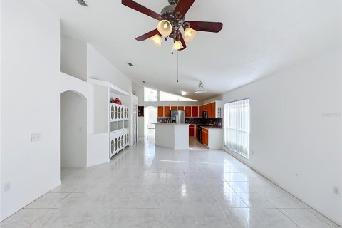 Villa ou maison à vendre à Orlando, Floride: 4 chambres, 179.12 m2 № 2339200 - photo 20