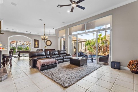 Villa ou maison à louer à Weston, Floride: 5 chambres, 320.14 m2 № 2027905 - photo 26