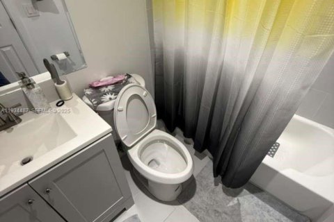 Снять в аренду кондоминиум в Хомстед, Флорида 2 спальни, 76.37м2, № 1992578 - фото 5