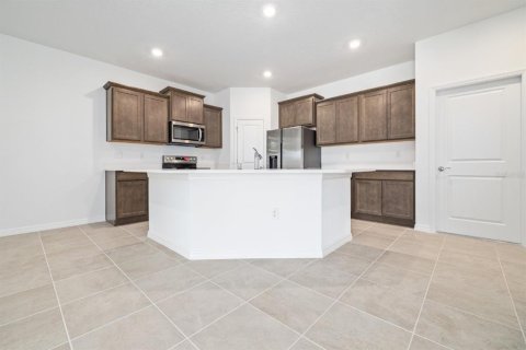 Villa ou maison à louer à Wesley Chapel, Floride: 3 chambres, 147.99 m2 № 2110966 - photo 6
