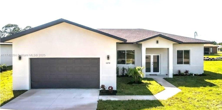 House in Lehigh Acres, Florida 3 bedrooms, 116.13 sq.m. № 1730303