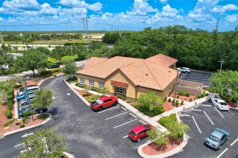 House in Lehigh Acres, Florida 3 bedrooms, 116.13 sq.m. № 1730303 - photo 25