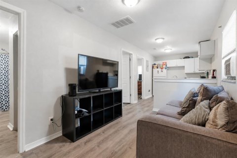 Villa ou maison à vendre à Tampa, Floride: 5 chambres, 173.91 m2 № 2321470 - photo 21