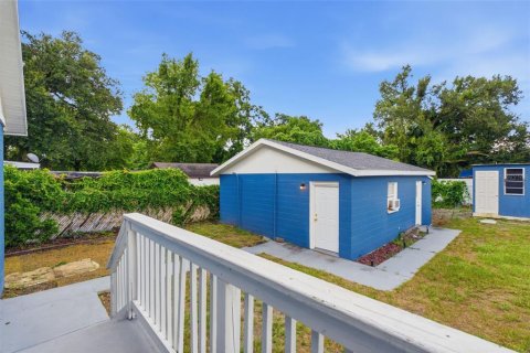 Villa ou maison à vendre à Tampa, Floride: 5 chambres, 173.91 m2 № 2321470 - photo 17