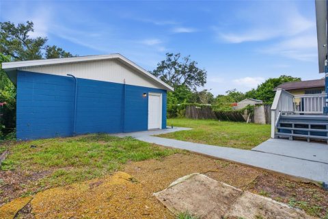 Villa ou maison à vendre à Tampa, Floride: 5 chambres, 173.91 m2 № 2321470 - photo 18