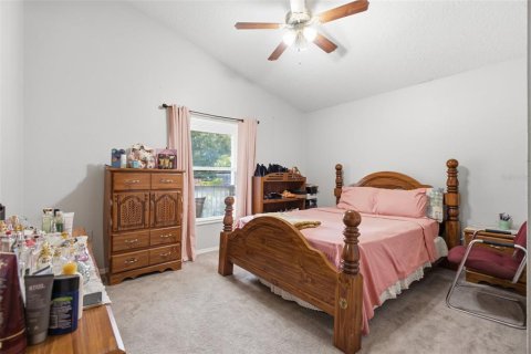 Villa ou maison à vendre à Tampa, Floride: 5 chambres, 173.91 m2 № 2321470 - photo 10