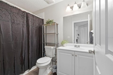 Villa ou maison à vendre à Tampa, Floride: 5 chambres, 173.91 m2 № 2321470 - photo 15