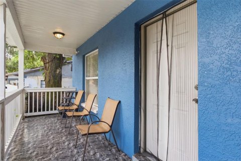 Villa ou maison à vendre à Tampa, Floride: 5 chambres, 173.91 m2 № 2321470 - photo 3