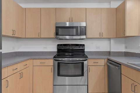 Condominio en alquiler en Fort Lauderdale, Florida, 2 dormitorios, 117.99 m2 № 2193370 - foto 8