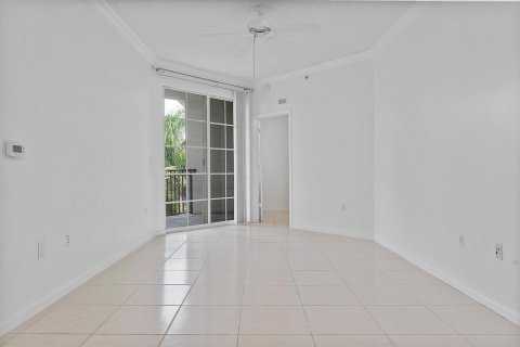 Condominio en alquiler en Fort Lauderdale, Florida, 2 dormitorios, 117.99 m2 № 2193370 - foto 18