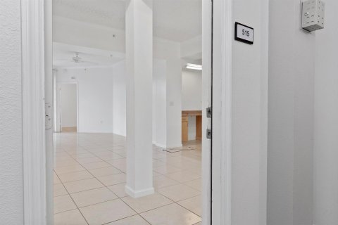 Condominio en alquiler en Fort Lauderdale, Florida, 2 dormitorios, 117.99 m2 № 2193370 - foto 10