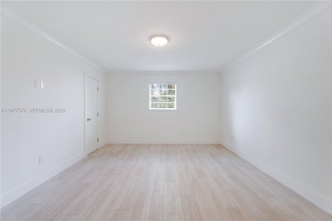 Купить виллу или дом в Майами, Флорида 4 спальни, 232.07м2, № 2050578 - фото 8