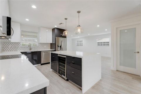 Купить виллу или дом в Майами, Флорида 4 спальни, 232.07м2, № 2050578 - фото 5