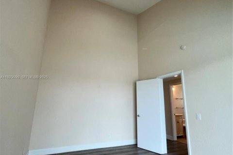 House in Weston, Florida 5 bedrooms, 274.34 sq.m. № 1976811 - photo 26