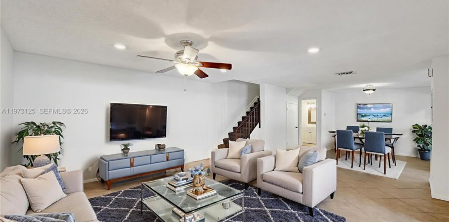 Adosado en Boca Raton, Florida 3 dormitorios, 147.99 m2 № 2033262