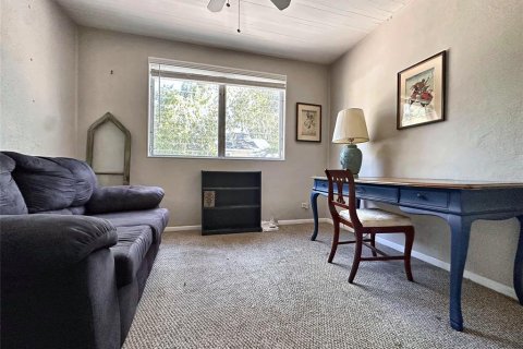 Villa ou maison à louer à Sarasota, Floride: 2 chambres, 122.63 m2 № 2431840 - photo 8