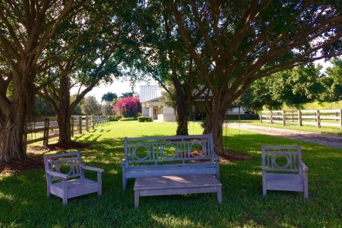 Apartment in Wellington, Florida 3 rooms, 1074.23 sq.m. № 2254416 - photo 5