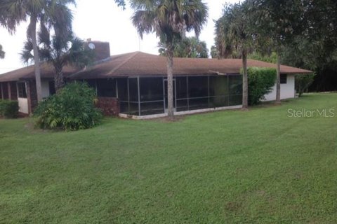 House in Immokalee, Florida 4 bedrooms, 642.7 sq.m. № 1655054 - photo 6