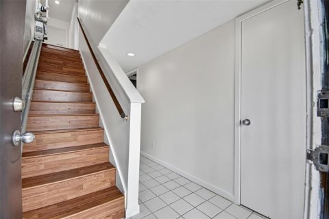 Townhouse in Palm Coast, Florida 2 bedrooms, 104.7 sq.m. № 2097067 - photo 6