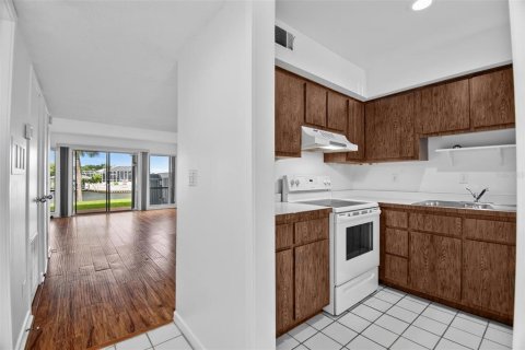 Townhouse in Palm Coast, Florida 2 bedrooms, 104.7 sq.m. № 2097067 - photo 10